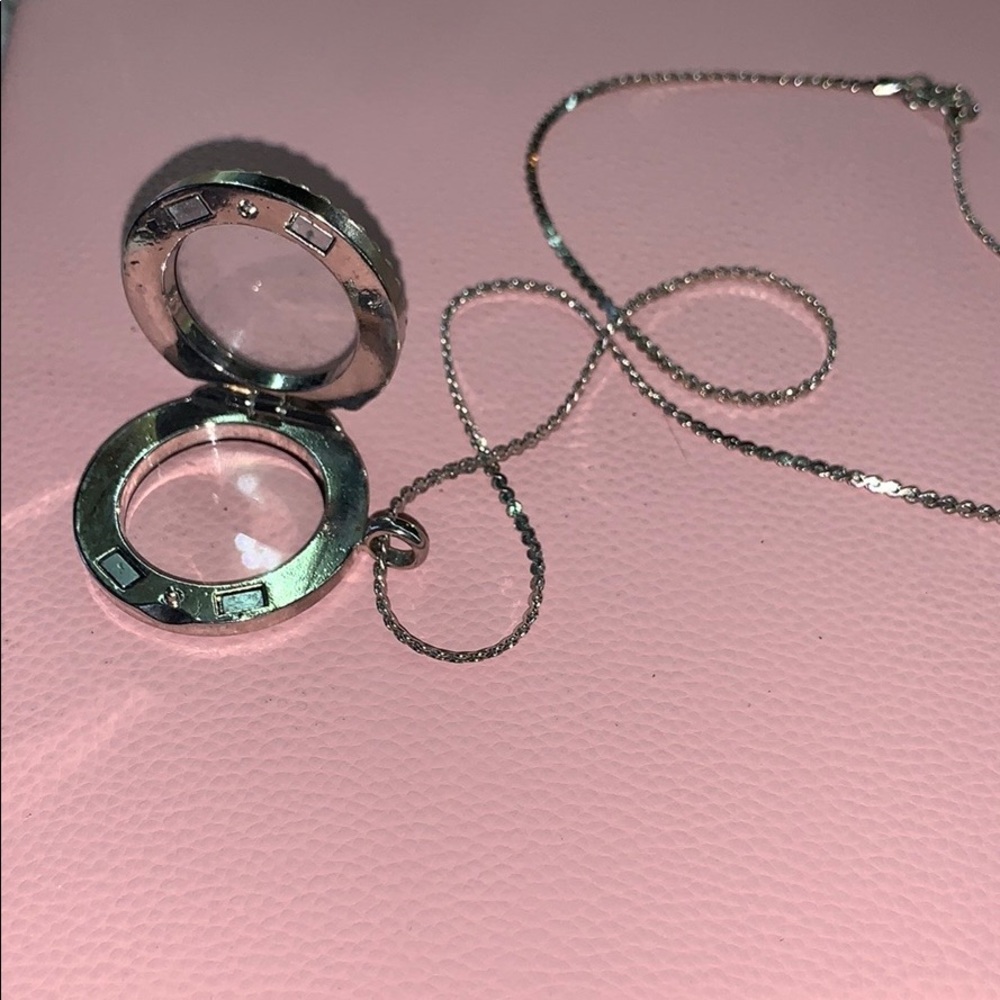 Magnetic Rhinestone Sterling Silver Circle Locket - Picture 8 of 8